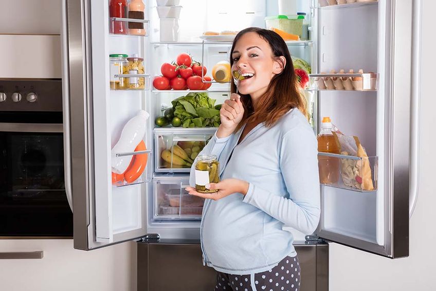 Eine vollwertige und vielseitige Ernährung während der Schwangerschaft schafft die besten Voraussetzungen für die Gesundheit des Babys.