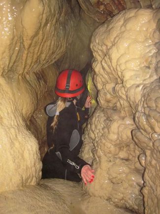 Höhleneingang zur Falkensteiner Höhle
