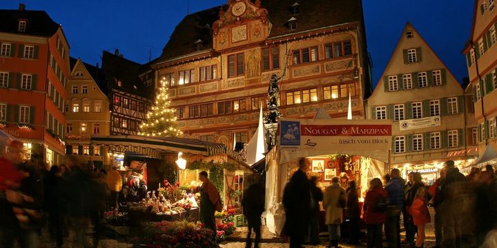 Weihnachtsmarkt in der Altstadt von Tübingen