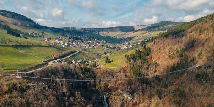 Blackforestline – Hängebrücke in Todtnauberg eröffnet