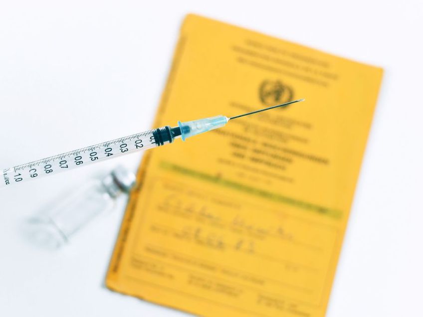 Gelber Impfpass reicht nicht mehr als Nachweis