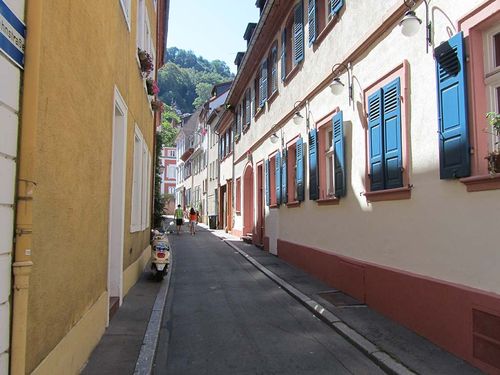 Gasse in der Altstadt von Heidelberg