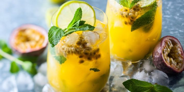 Cocktail Ipanema mit Passionsfrucht