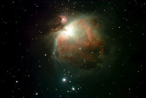 Der bekannte Orionnebel wurde erstmals 1610 entdeckt.
