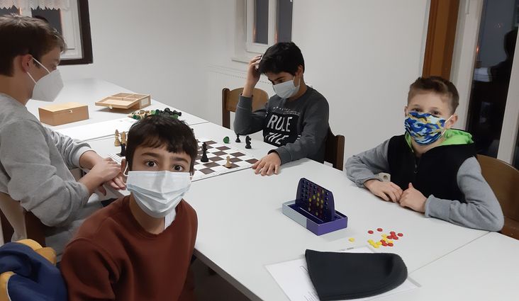Schach und Vier gewinnt