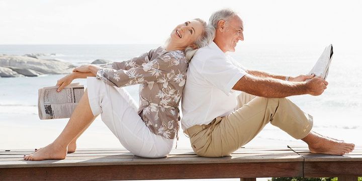 Wer früh mit der finanziellen Vorsorge begonnen hat, kann das Rentenalter genießen.
