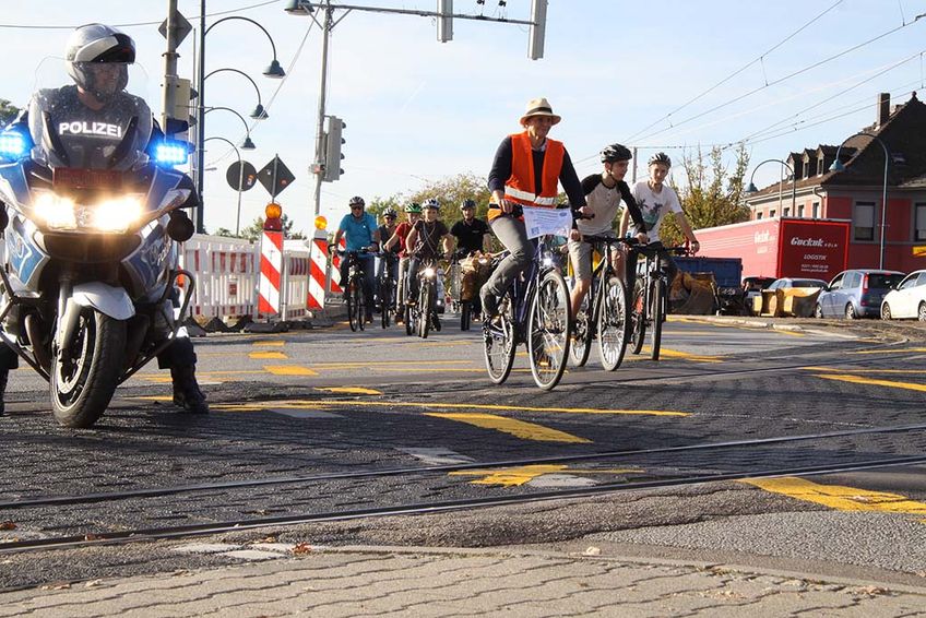 Die Protestaktion von Fahrradfahrern verlief über die Verkehrsführung am Postknoten während der Baumaßnahmen der rnv. 