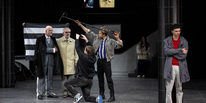 Eine Szene aus »Hamlet« am Theater und Orchester Heidelberg