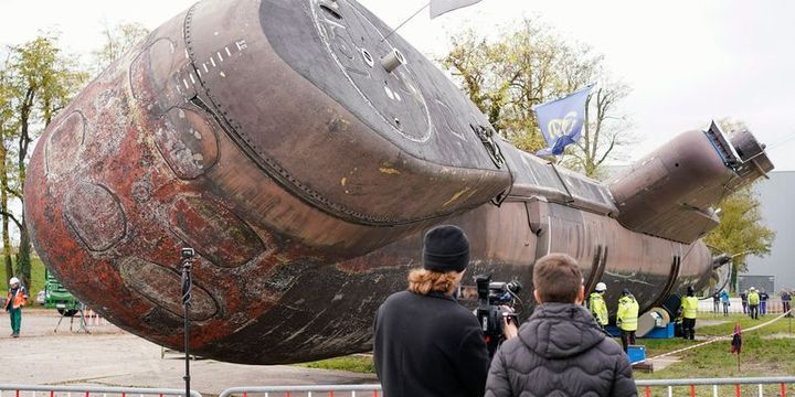 Das ausgemusterte U-Boot U17 ist auf dem Gelände des Technik Museums in Speyer gedreht worden, damit es 2024 nach Sinheim transport werden kann.