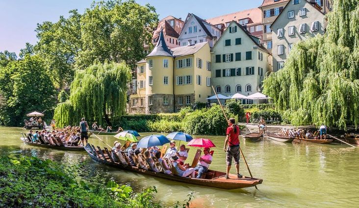 Stocherkahnfahrt auf dem Neckar: Tübingen mal anders
